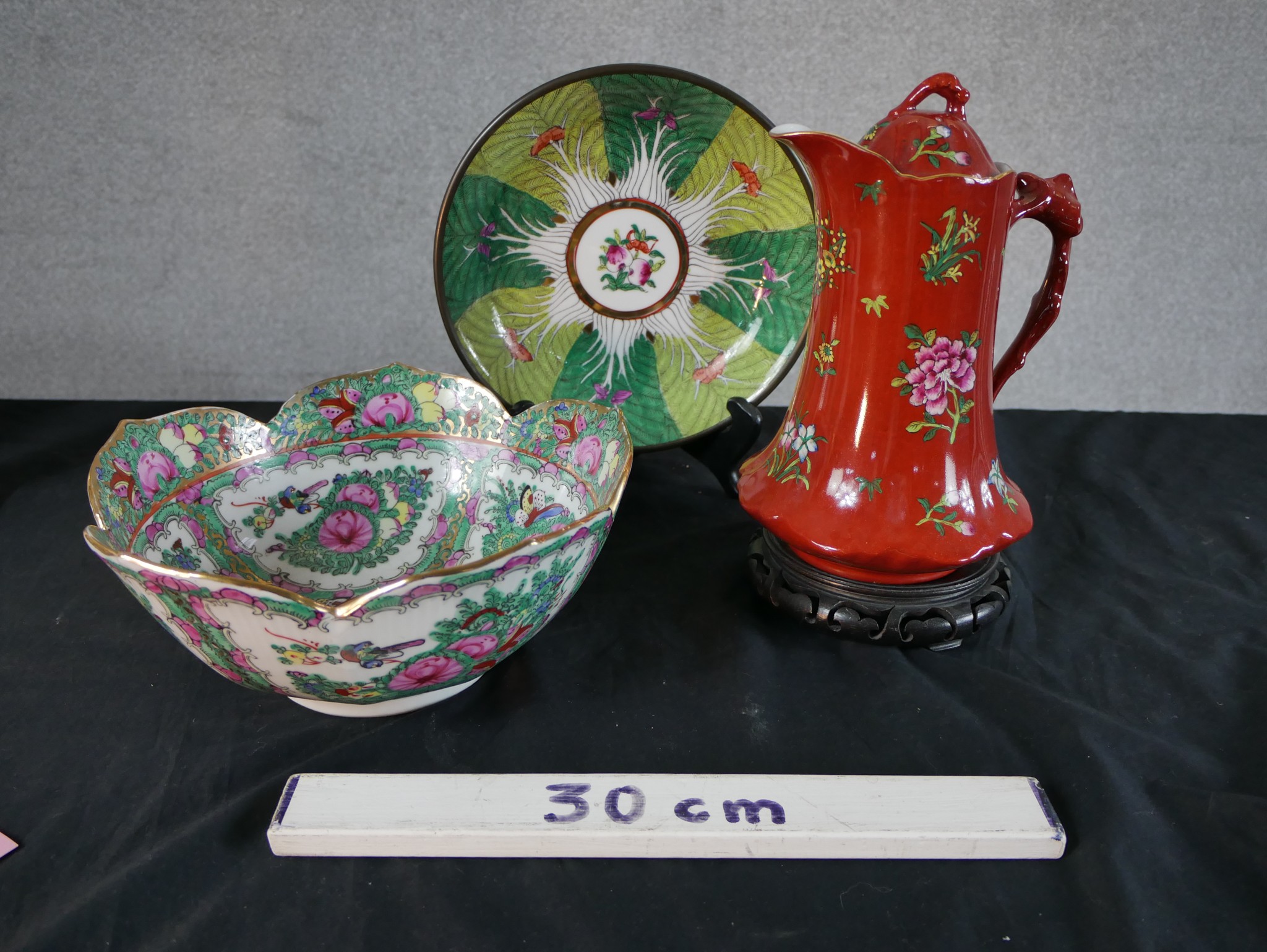 A 20th century Chinese porcelain shaped bowl, decorated in the Canton style, together with a - Image 2 of 13