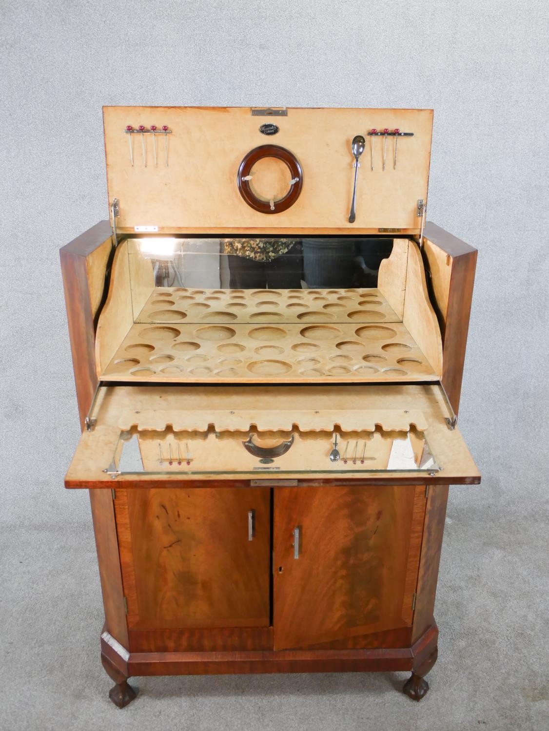 A 1930s walnut veneered drinks cabinet, the hinged lid opening to reveal fitted interior, with - Image 3 of 9