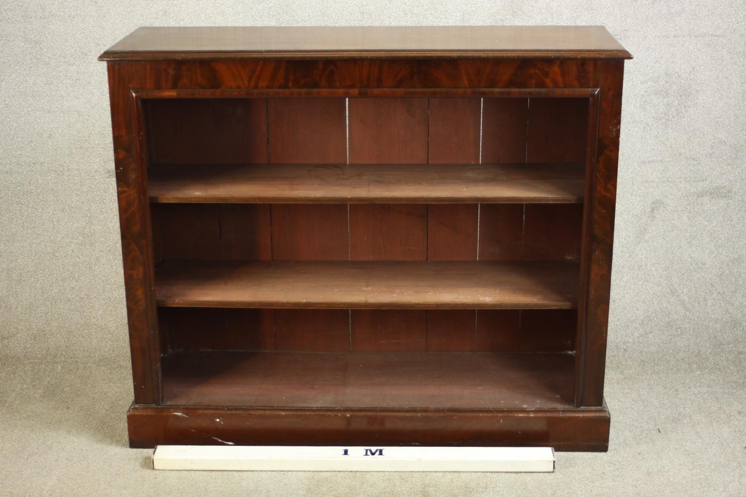 A 20th century mahogany three tier open bookcase, raised on block plinth base. H.102 W.121 D.38cm. - Image 2 of 7