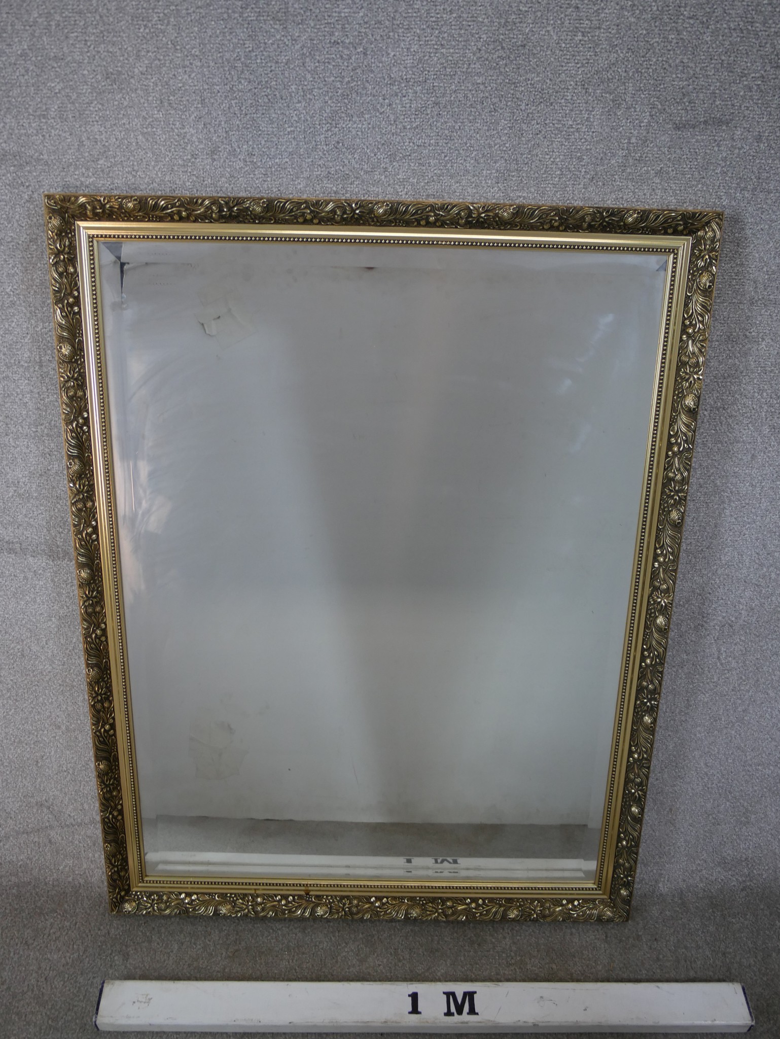 A 20th century gilt framed rectangular wall hanging mirror. H.112 W.87cm - Image 2 of 4