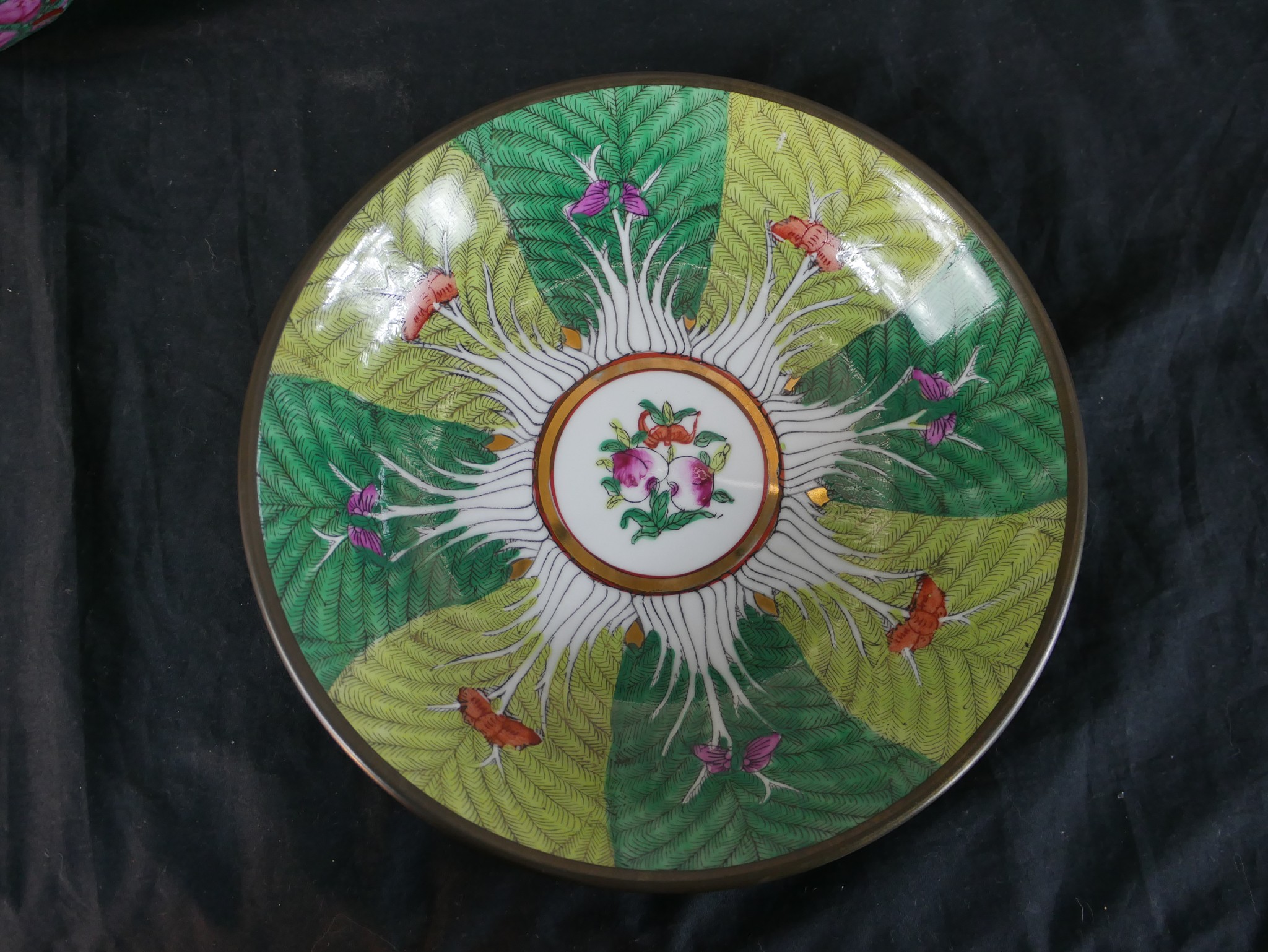 A 20th century Chinese porcelain shaped bowl, decorated in the Canton style, together with a - Image 7 of 13
