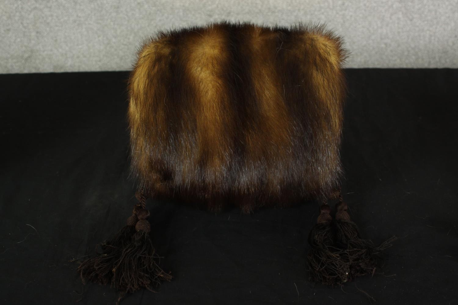 An early 20th century John Barker and Co boxed and packaged mink fur hand muff with silk tassel - Image 2 of 5