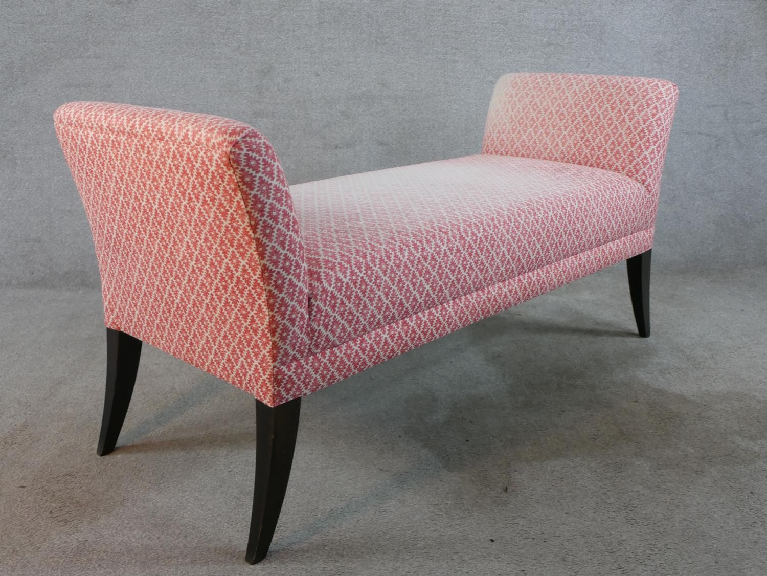 A contemporary mahogany framed long stool upholstered in pink and white fabric, raised on tapering - Image 5 of 5