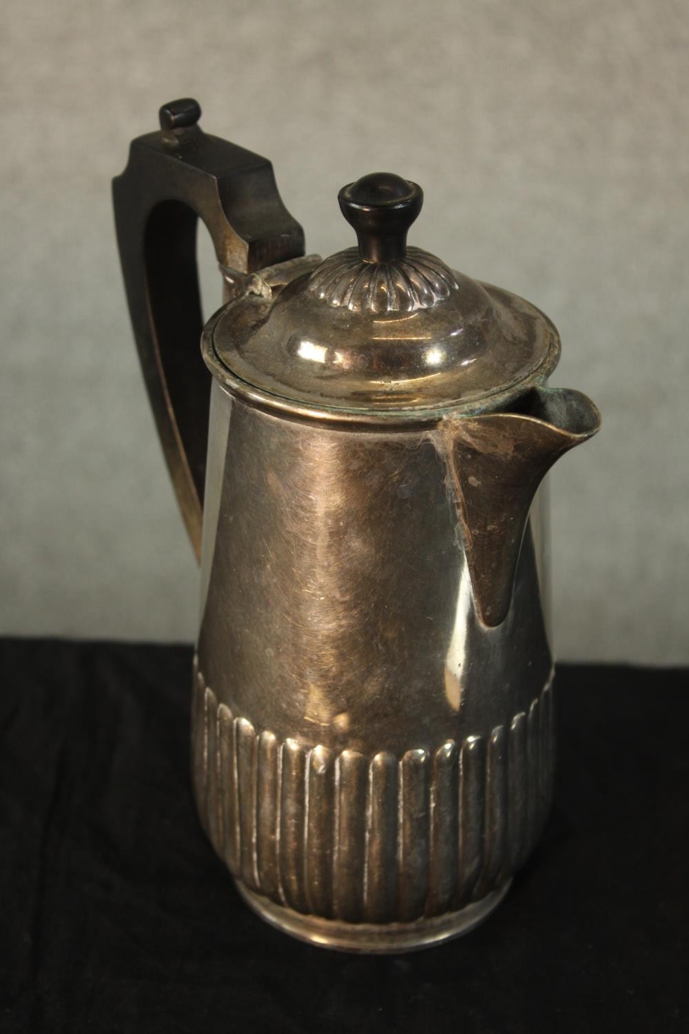 Two 20th century Harrods silver plated fluted coffee potand teapot, each marked to base and with - Image 4 of 8