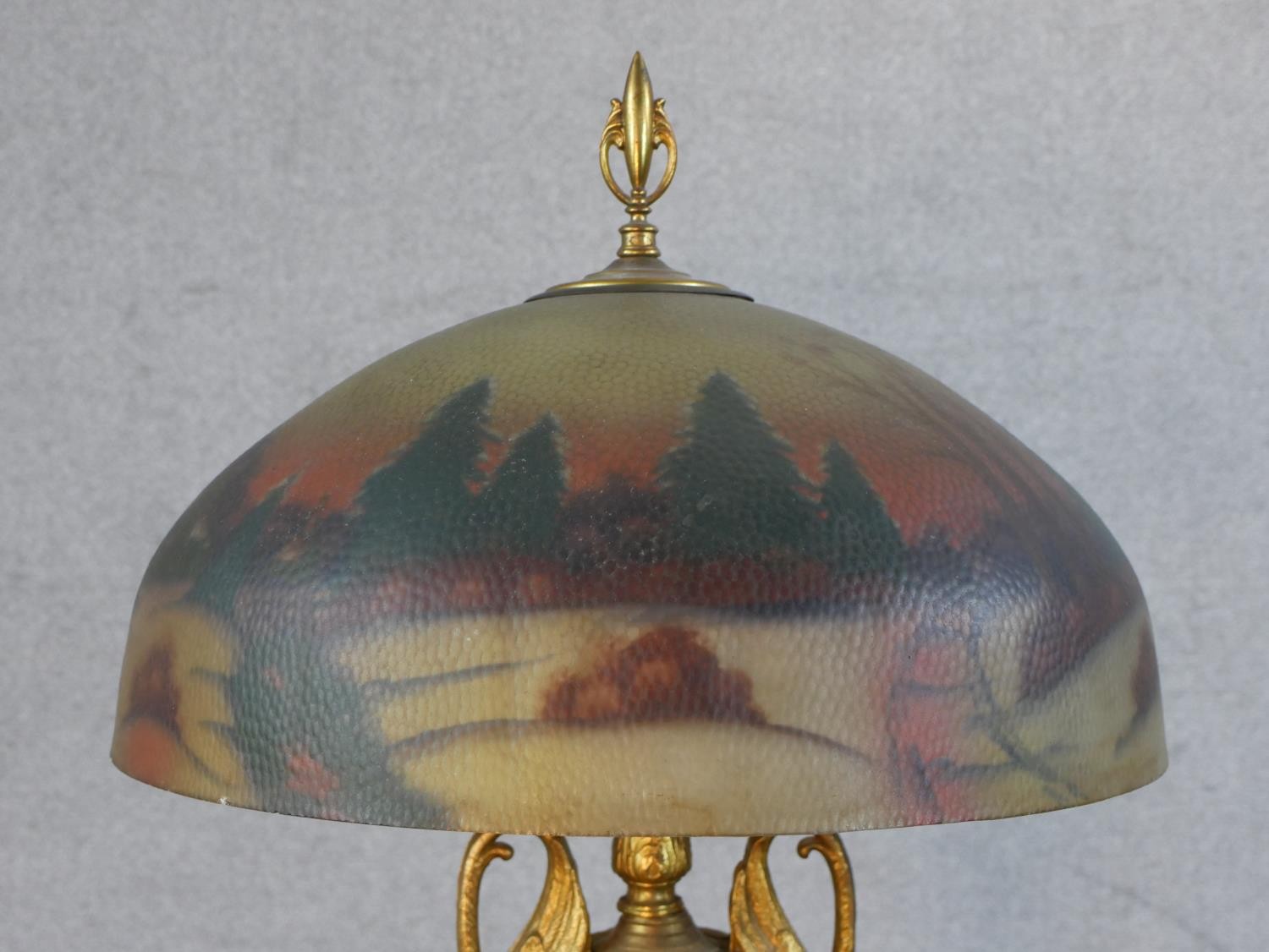 A 20th century table lamp with reverse glass painted light shade, standing on a twin swan/crane head - Image 8 of 11