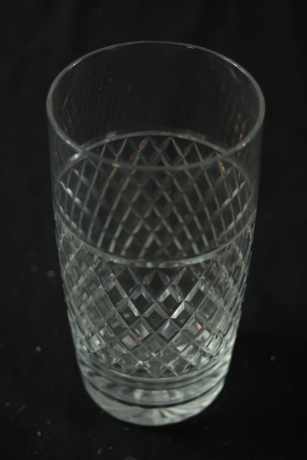 A suite of mid 20th century French clear drinking glasses. H.17 Dia.6cm. (largest) - Image 8 of 11