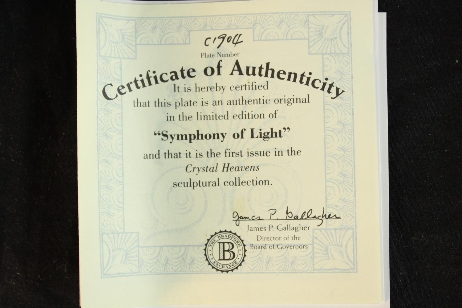 A pair of limited edition Bradford Exchange Crystal Heavens modernist sculptures, Symphony of - Image 10 of 12