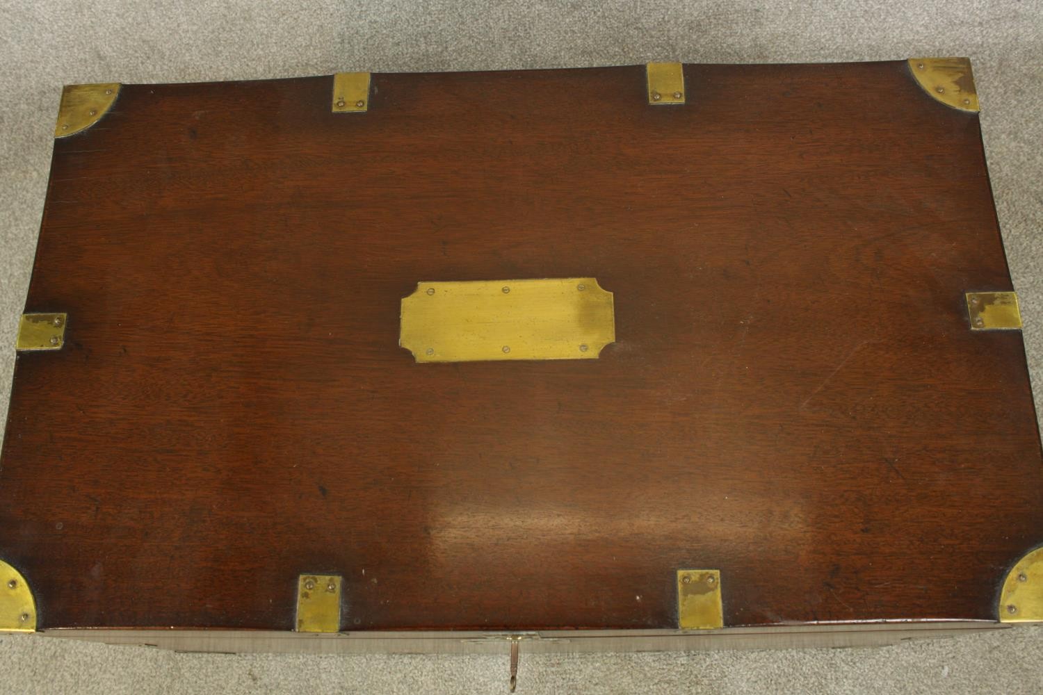 A 20th century stained hardwood and brass mounted campaign style twin handled blanket box. H.46 W.76 - Image 9 of 9