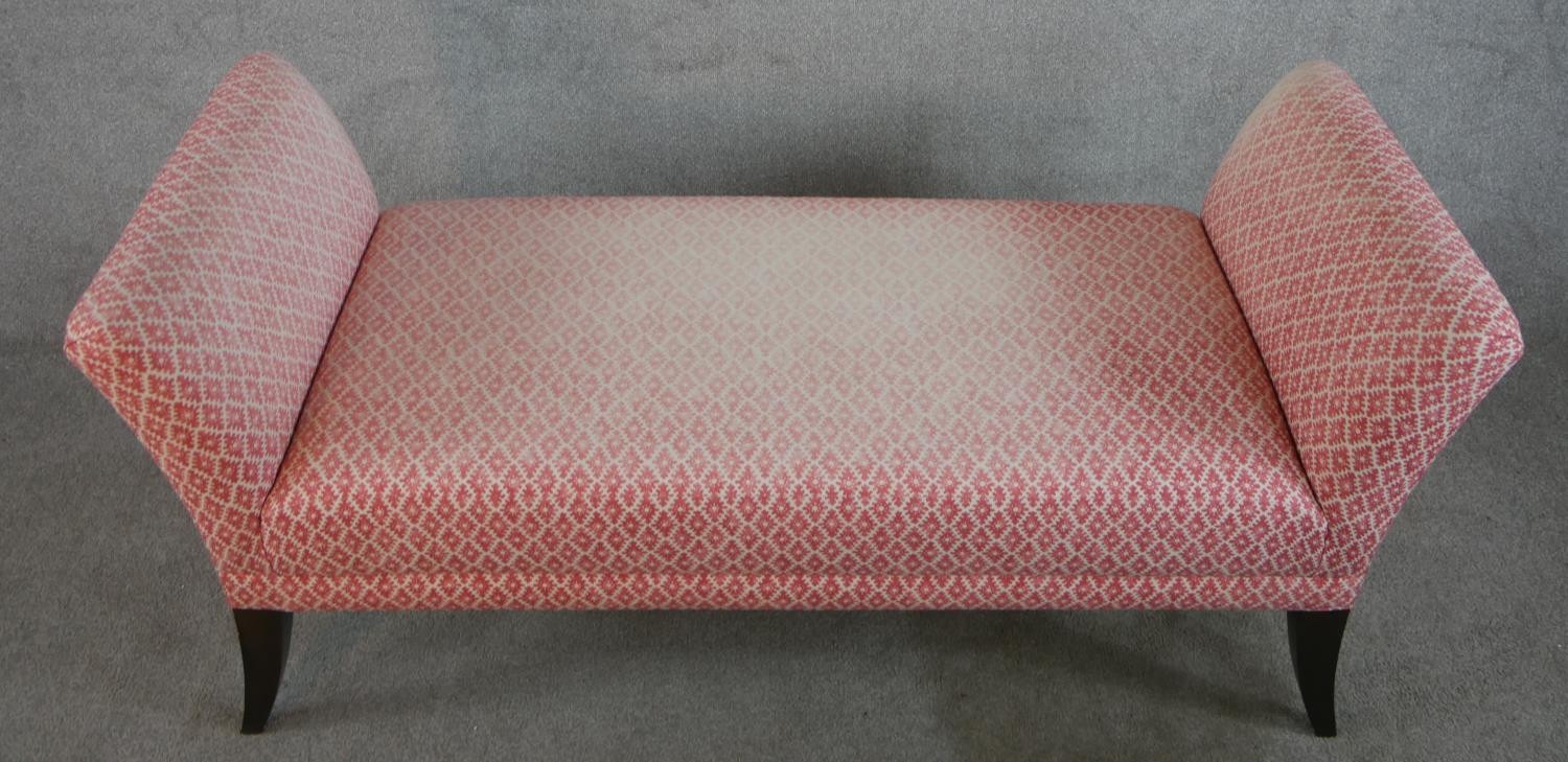 A contemporary mahogany framed long stool upholstered in pink and white fabric, raised on tapering - Image 2 of 5