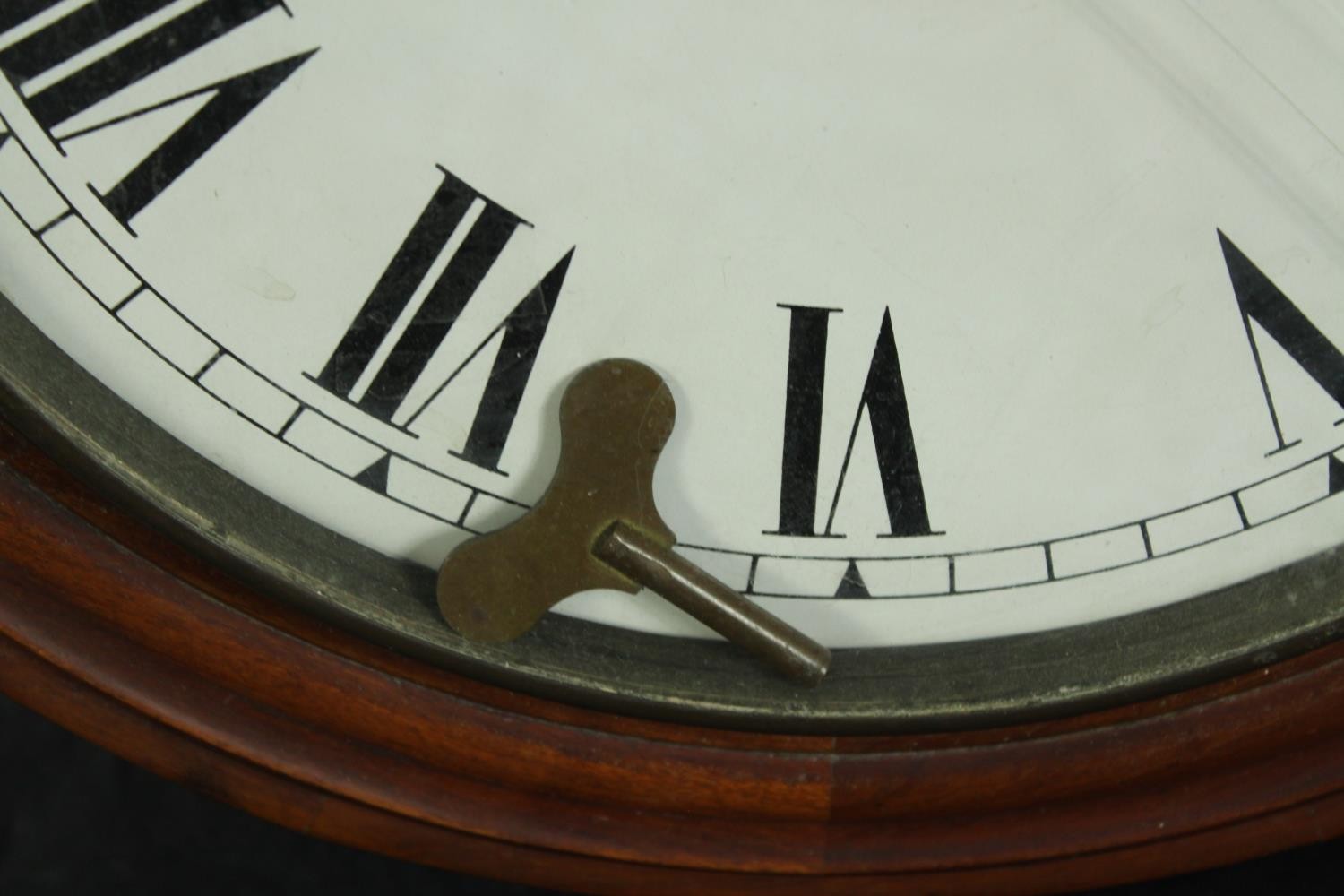 A late 19th/early 20th century mahogany cased school house style clock, the white dial with black - Image 3 of 5