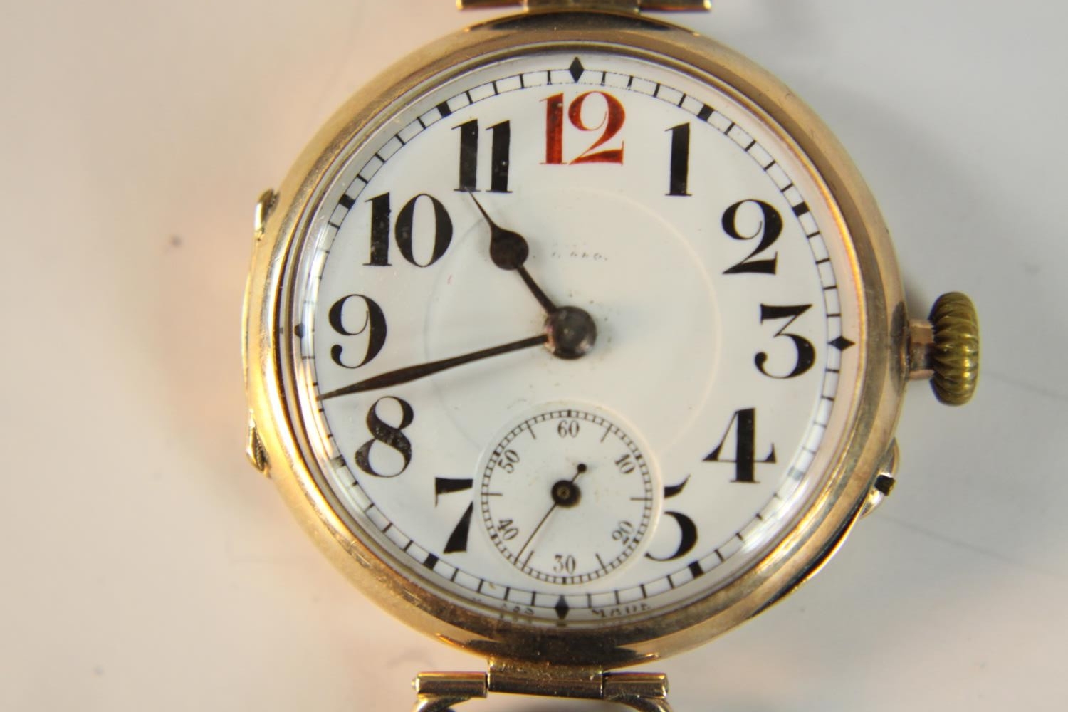 An early 20th century Thomas Russell 9 carat yellow gold cased gentlemen's wristwatch, the white - Image 2 of 9