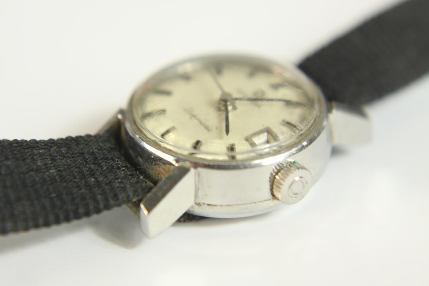 A vintage ladies Omega Ladymatic wristwatch, with baton numerals, sweeping second hand and date - Image 7 of 8