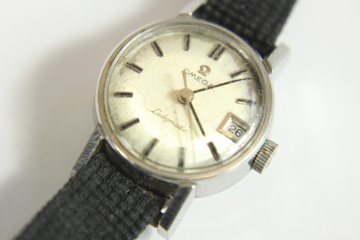 A vintage ladies Omega Ladymatic wristwatch, with baton numerals, sweeping second hand and date - Image 8 of 8
