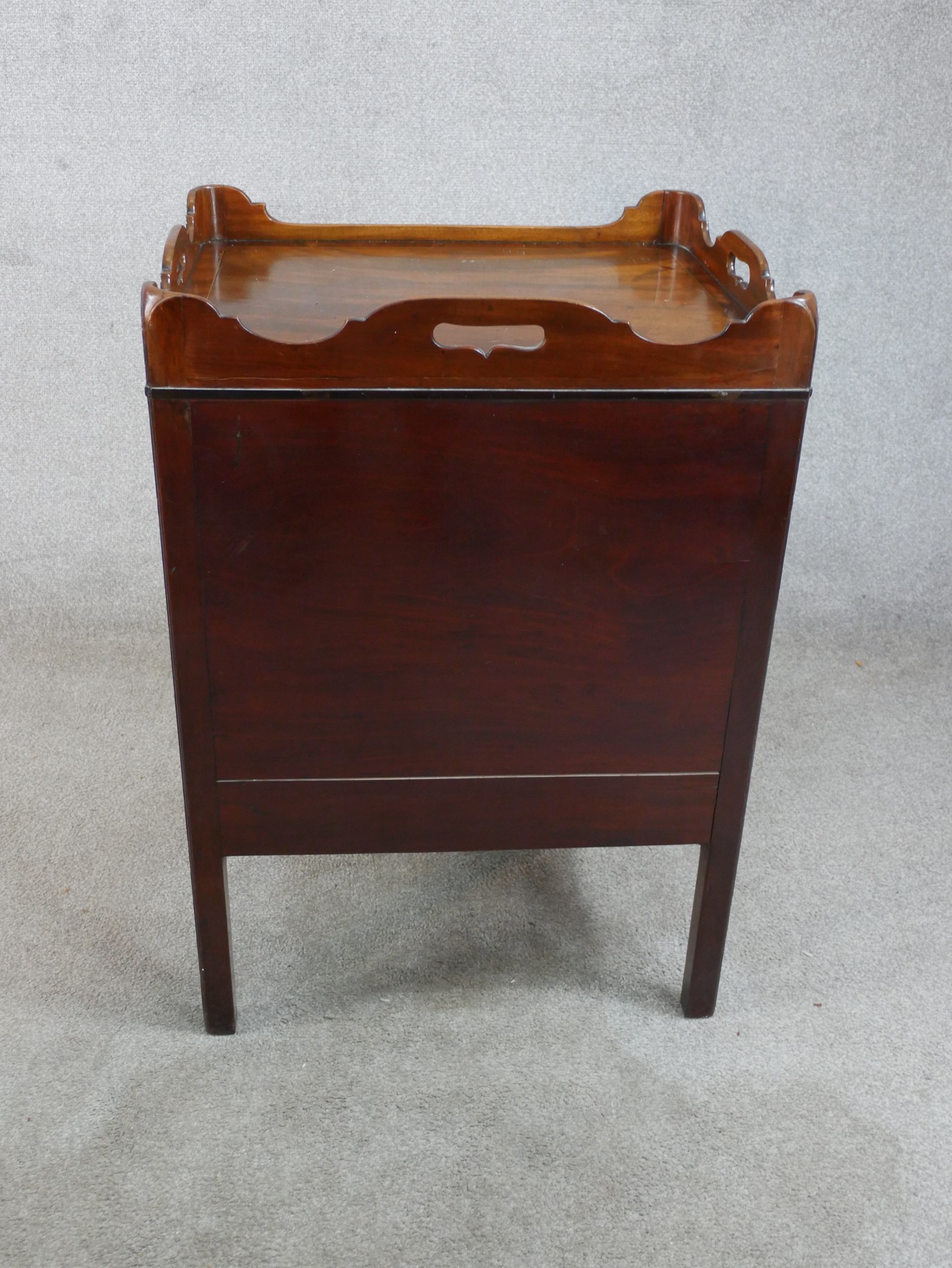 A George III mahogany tambour fronted tray top commode, raised on square tapering supports. H.77 W. - Image 6 of 6