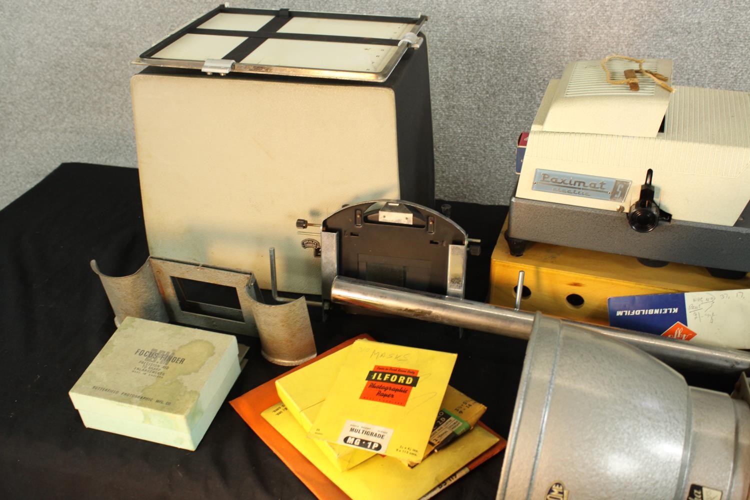 A large quantity of various film dark room equipment together with a boxed slide projector. H.28 W. - Image 3 of 3