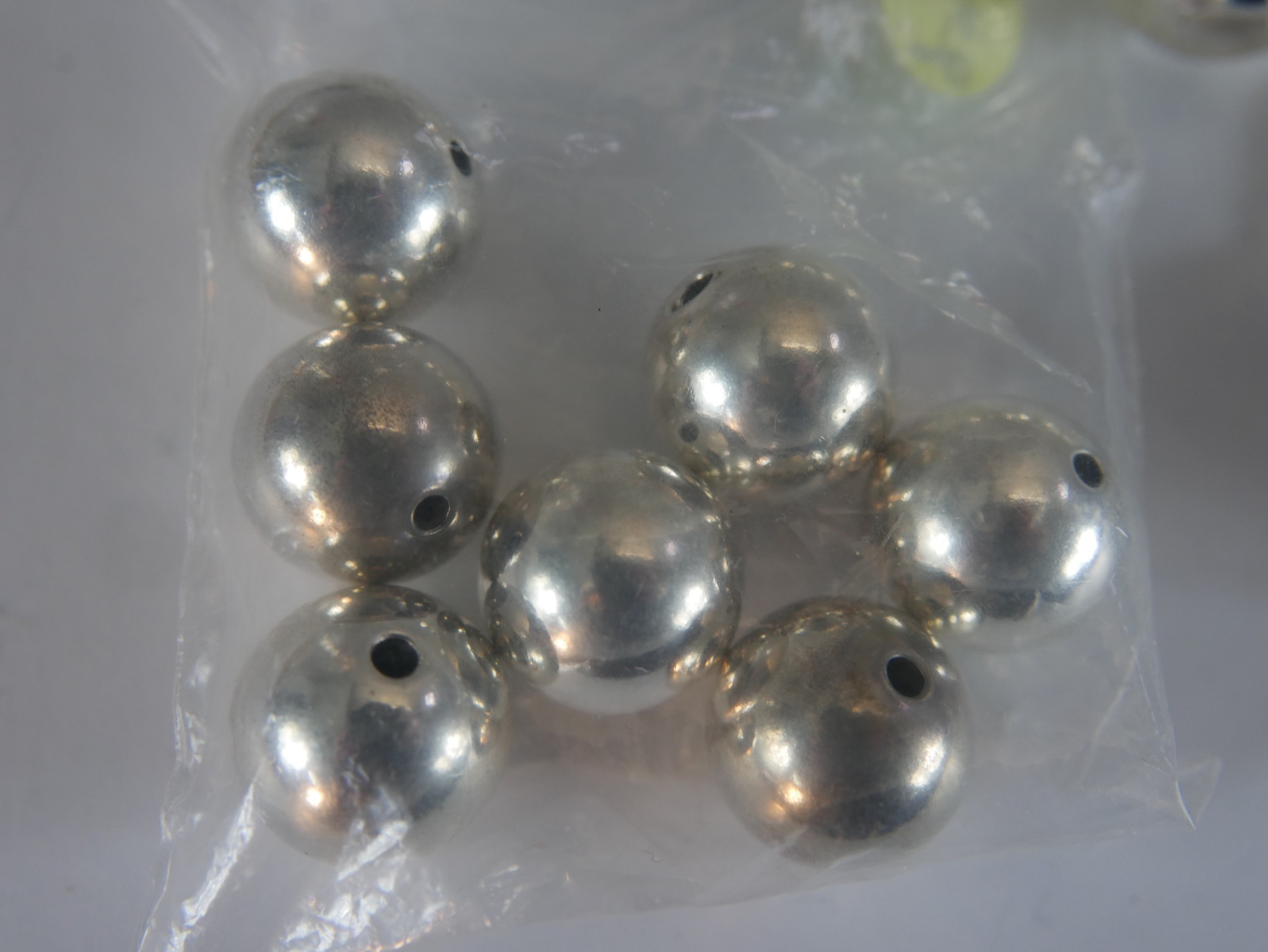 A collection of twenty one round polished white metal beads (tests as silver), various sizes. H.2 - Image 3 of 4