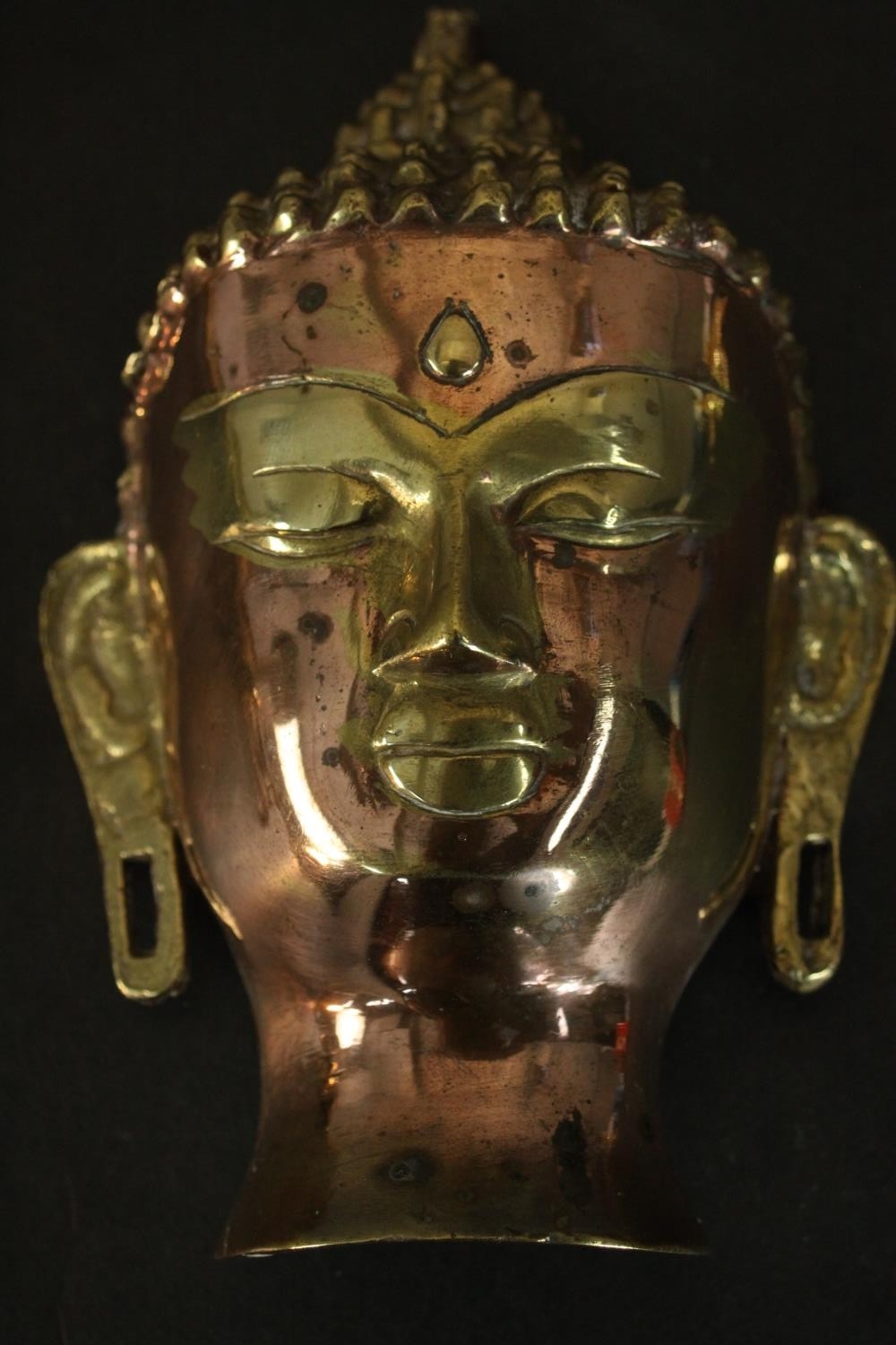 A collection of metal work items, a copper and brass Buddha head, a glass cabochon inlaid brass - Image 3 of 6