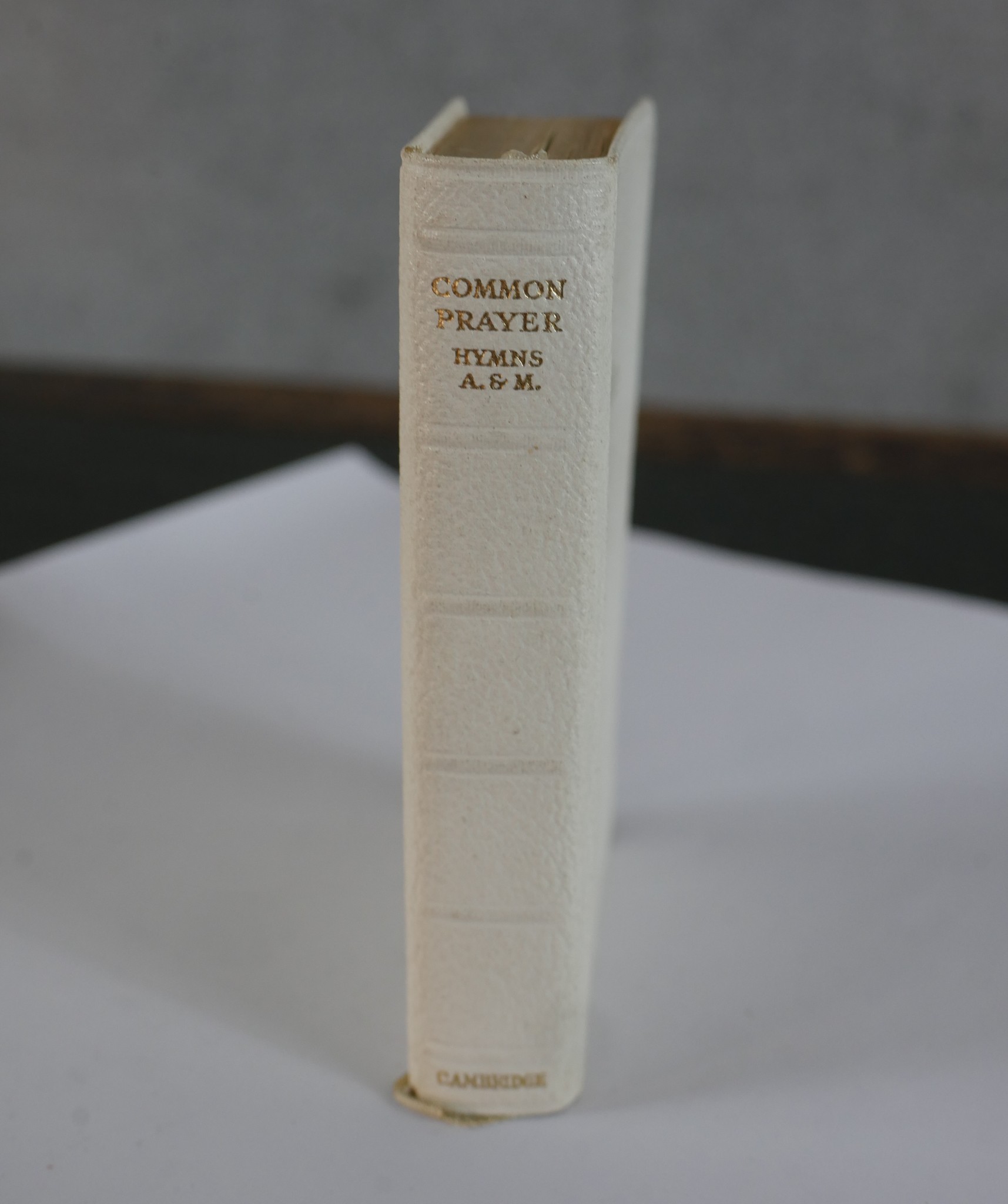 A 20th century white leather bound Book of Common Prayer and Hymns Ancient & Modern. H.12 W.8 D.2cm - Image 3 of 4
