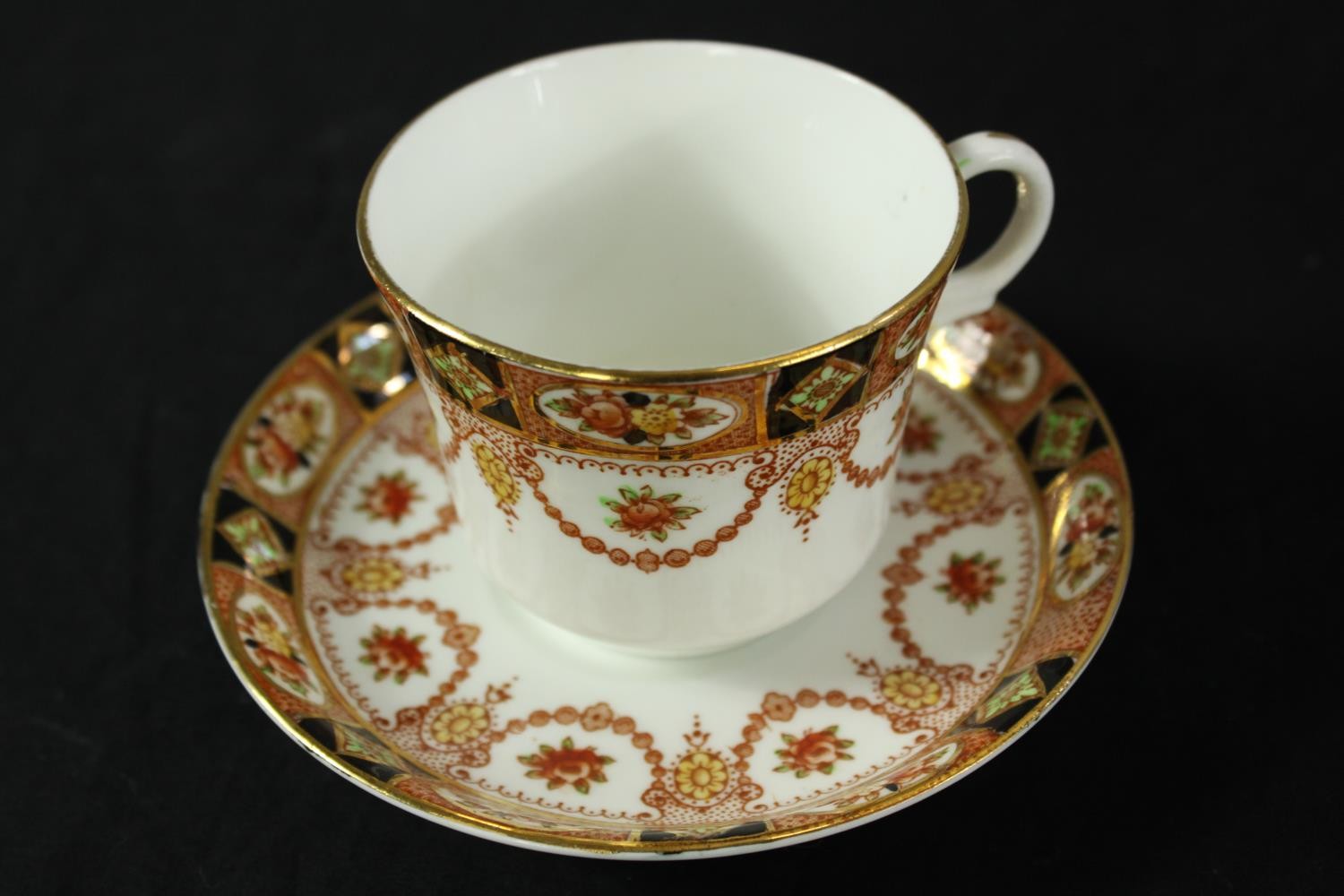 Two 20th century Sutherland China part tea and dinner sets decorated with sprays of flowers, marks - Image 8 of 10