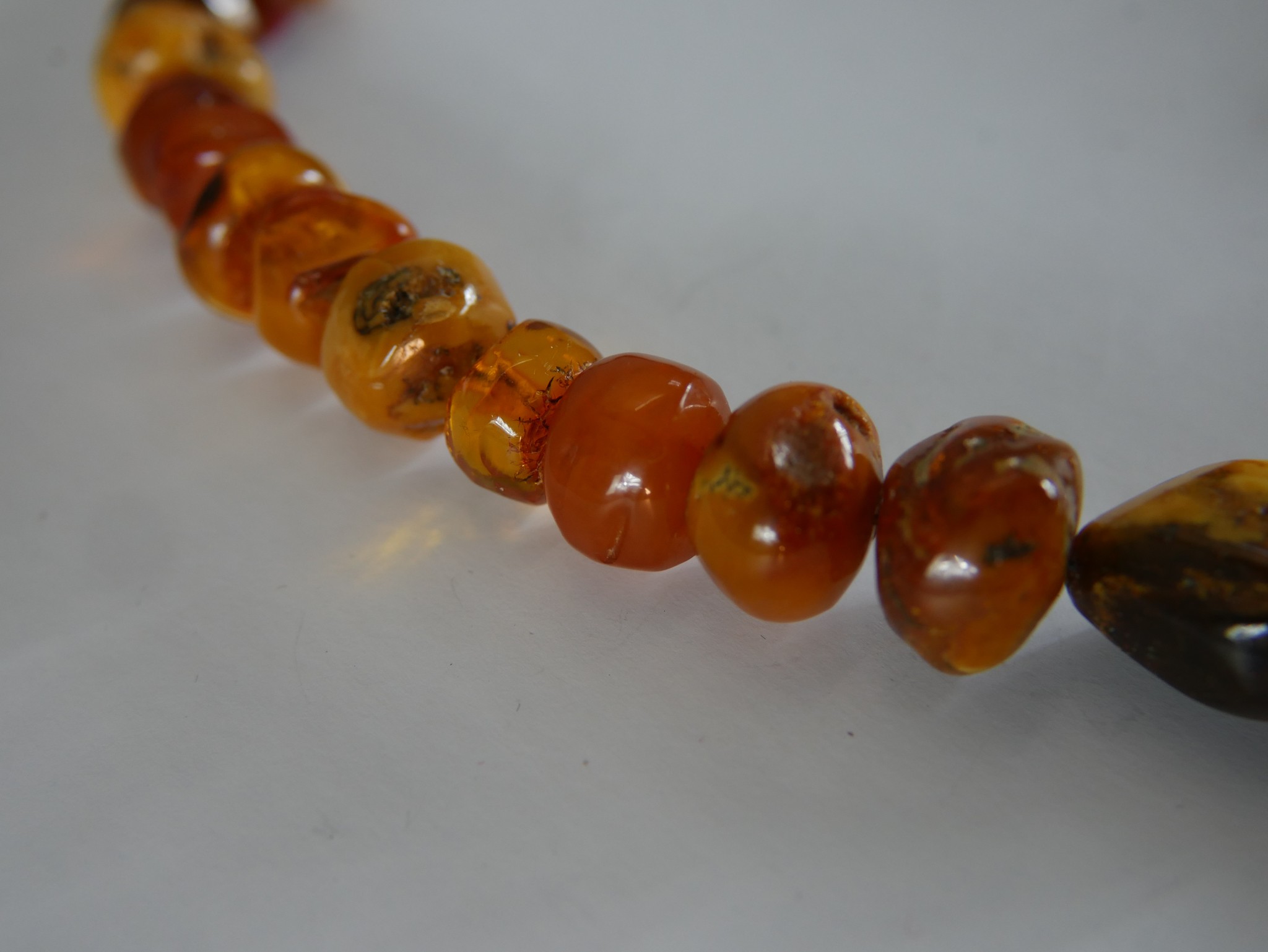 A large string of graduated amber beads, the largest bead measures 3.8cm. L.48cm. - Image 3 of 3