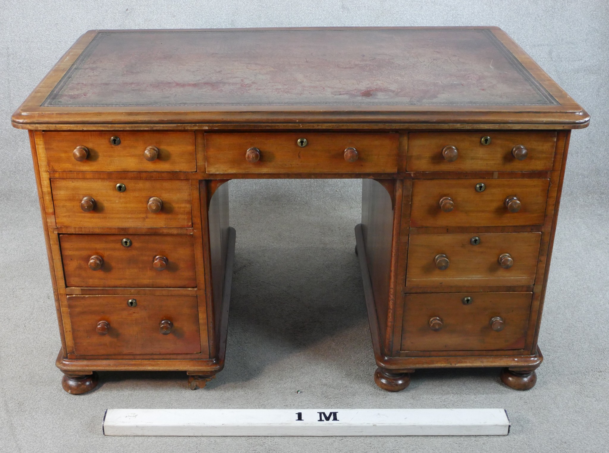 A Victorian mahogany and leather inset twin pedestal writing desk with turned handles raised on - Image 5 of 7