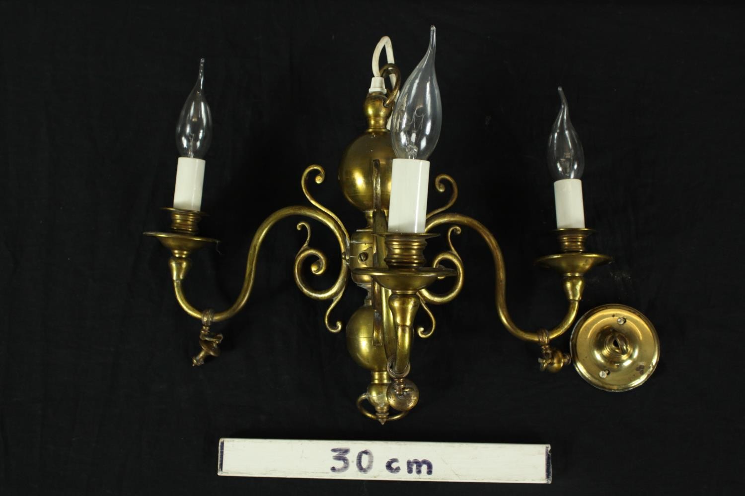 A mid 20th century brass four branch hanging electrolier. H.34 W.45cm. - Image 2 of 2