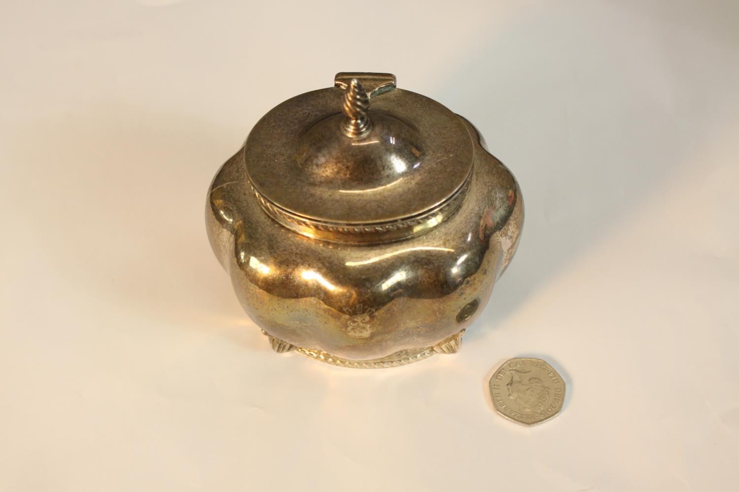 A late Victorian hallmarked silver crested tea caddy and cover, Birmingham 1900, 277g gross - Image 2 of 4