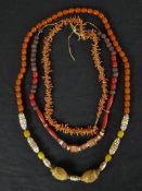Two vintage Bakelite necklaces and a branch coral necklace H.2 W.47 D.3cm (largest)