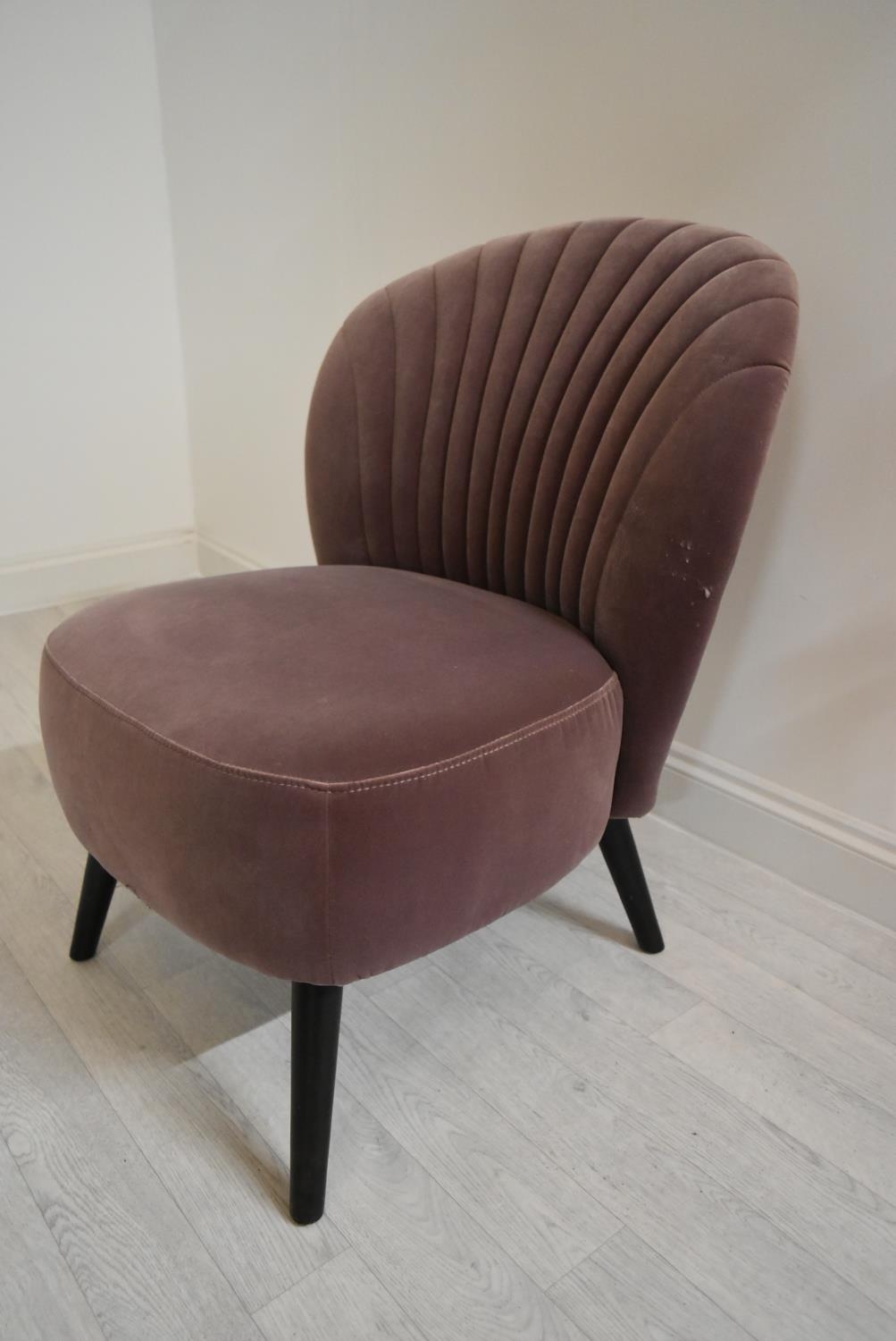 A contemporary shell back upholstered chair upholstered in purple velvet velour fabric raised on - Image 3 of 8