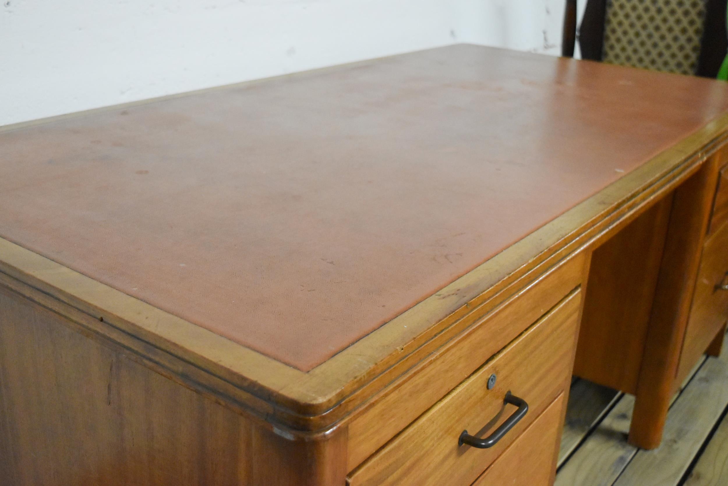 A mid century vintage teak pedestal desk with inset leather top on block supports. - Image 3 of 9