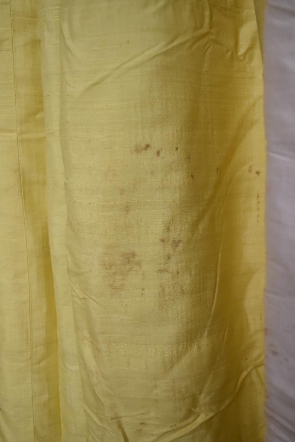 A pair of bright yellow silk pinch pleated interlined curtains. H.318 W.105cm - Image 5 of 6