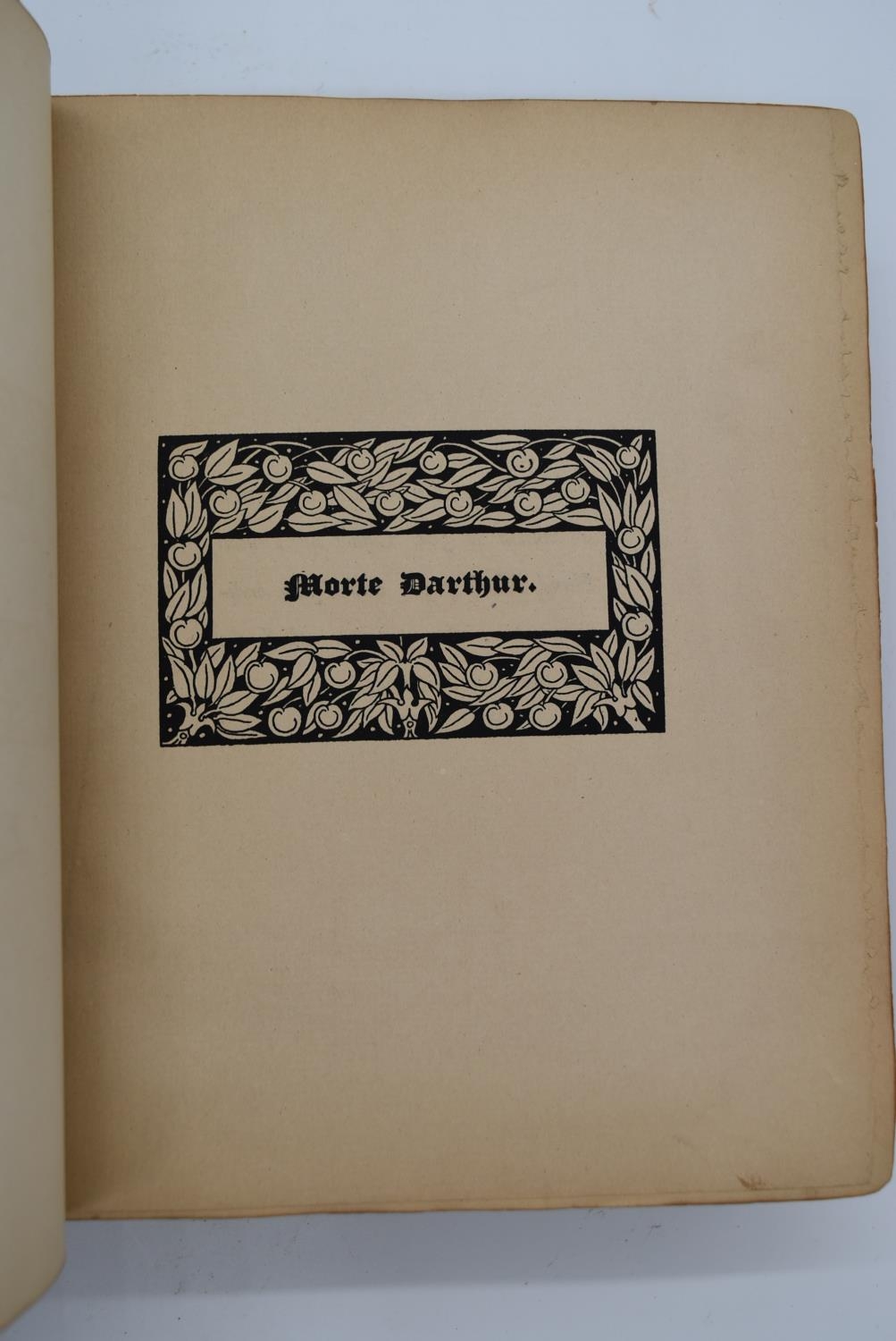 Audrey Beardsley 1893 - Morte Darthur Vol. 1 and 2; full leather binding with five raised bands on - Image 8 of 29