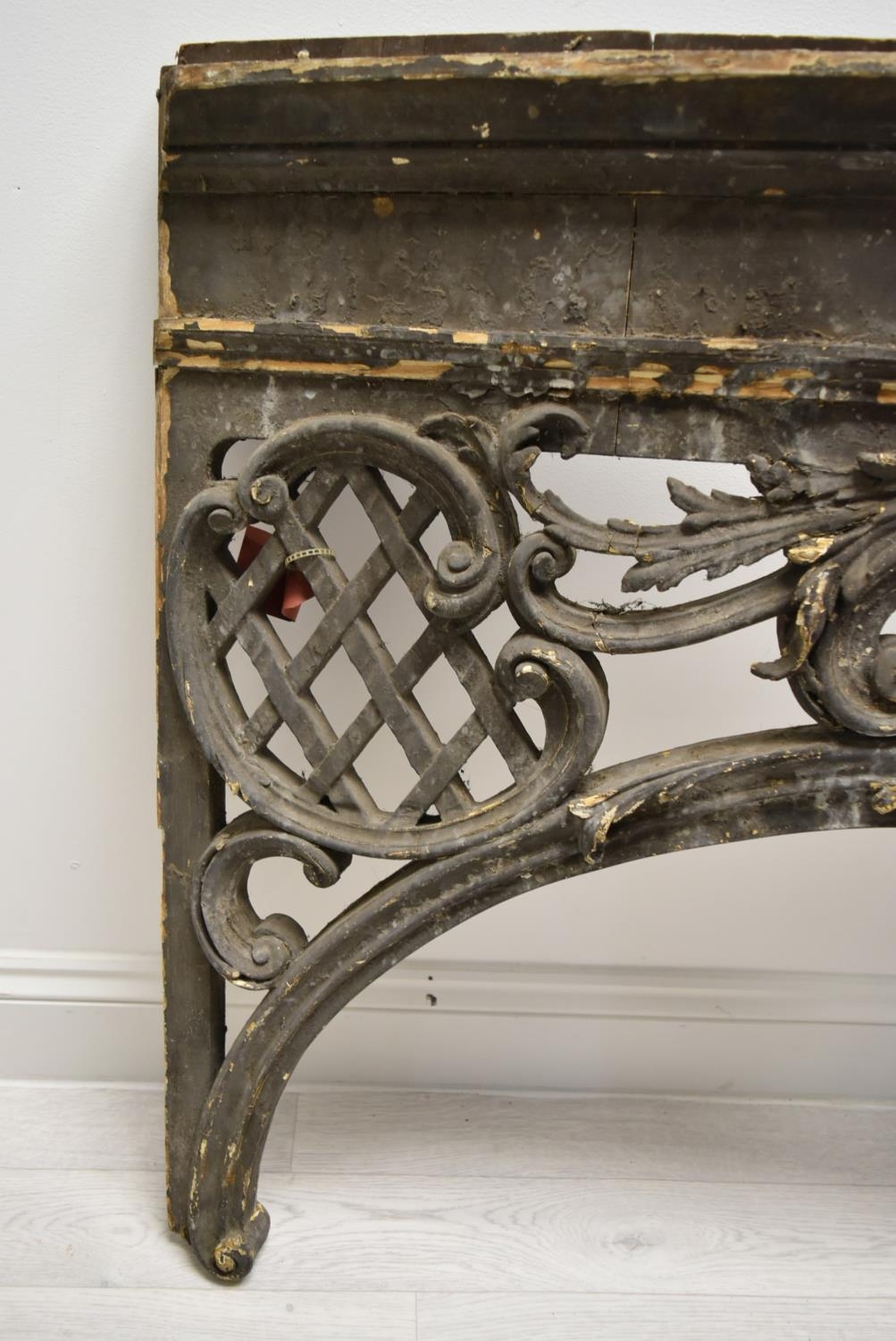 Two pieces of wooden pierced fretwork, possibly from the edges of a pub table. H.84 W.165 D.20cm - Image 5 of 23