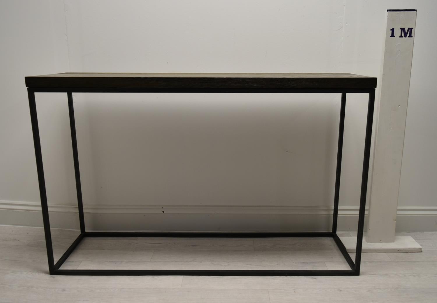 A contemporary metal framed console / side table with faux wood grained top. H.75.5 W.120 D.36cm - Image 7 of 7