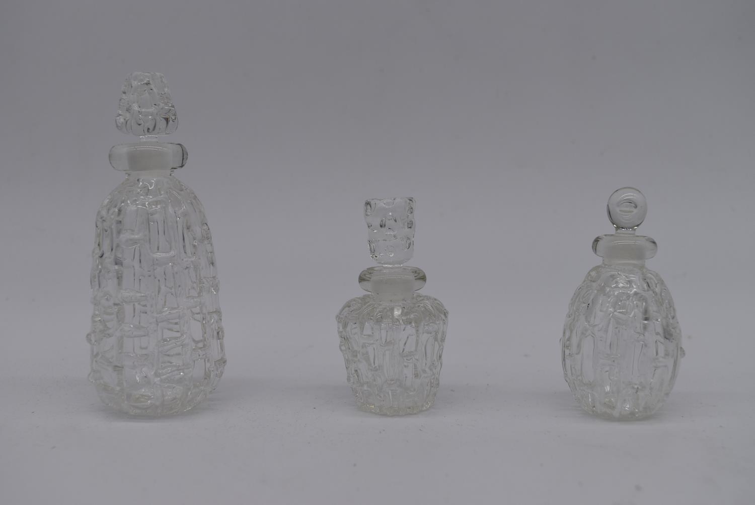 Three boxed Eric White studio glass purfume bottles and stoppers. Tallest H.11.5cm - Image 4 of 4