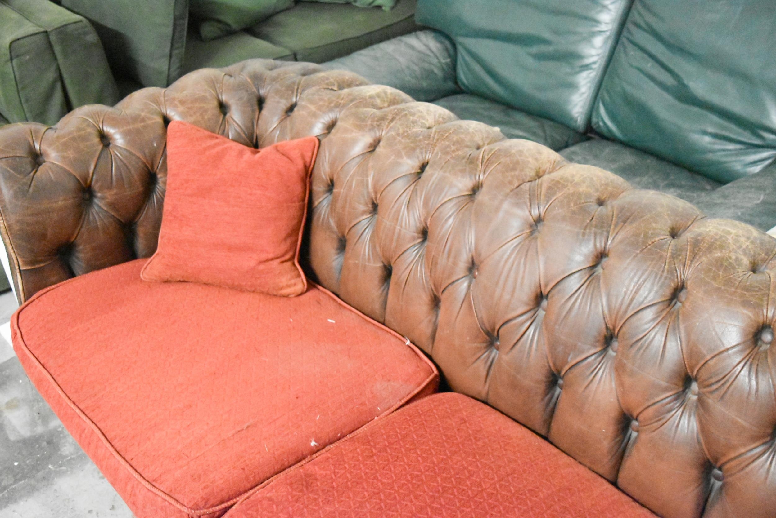 A Chesterfield two seater sofa in brown leather deep buttoned upholstery. H.70 x W.200 x D.82cm - Image 5 of 6