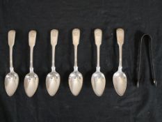 A set of six George III hallmarked silver fiddle pattern crested spoons, William Eaton, London