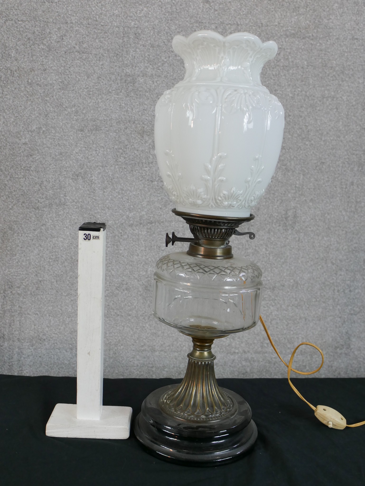 Edwardian oil lamp converted to electric. H.55cm - Image 3 of 3