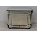 A Venetian style enclosed console cabinet. H.61 W.78 D.34 cm.