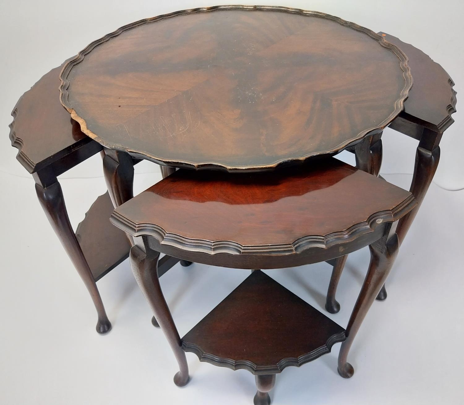 Nest of tables, vintage mahogany. H.54.5 Dia.64 cm - Image 3 of 6