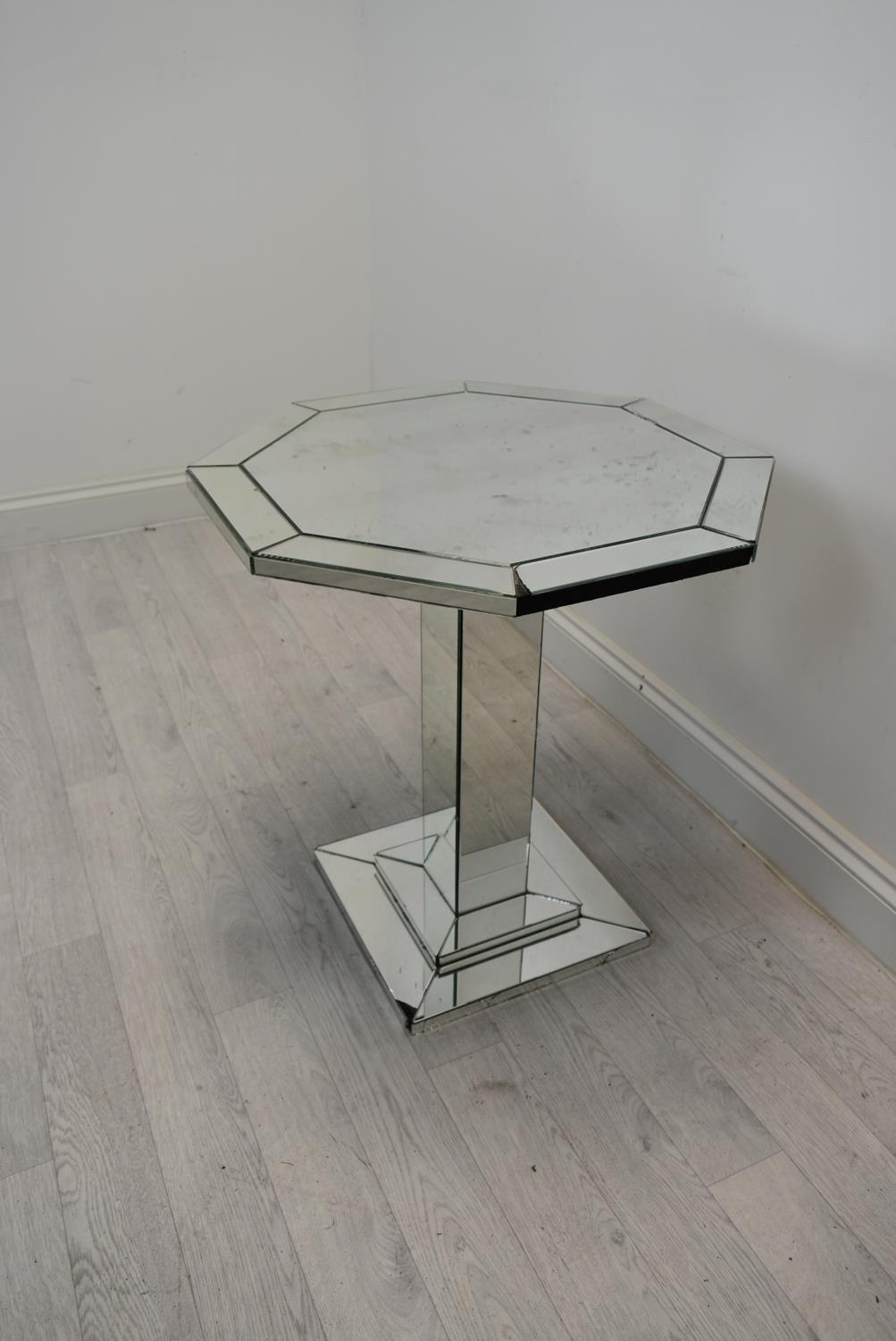 A Venetian style occasional table. (With some damage as shown). H.63 W.58 D.58 cm. - Image 3 of 8