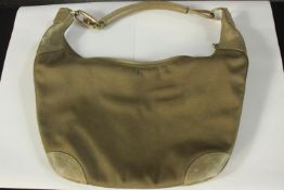 Gucci. Vintage square canvas shoulder handbag. Canvas and leather. 38 x 28 cm.