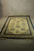 Carpet, vintage Chinese woollen. L.225 W.165cm.