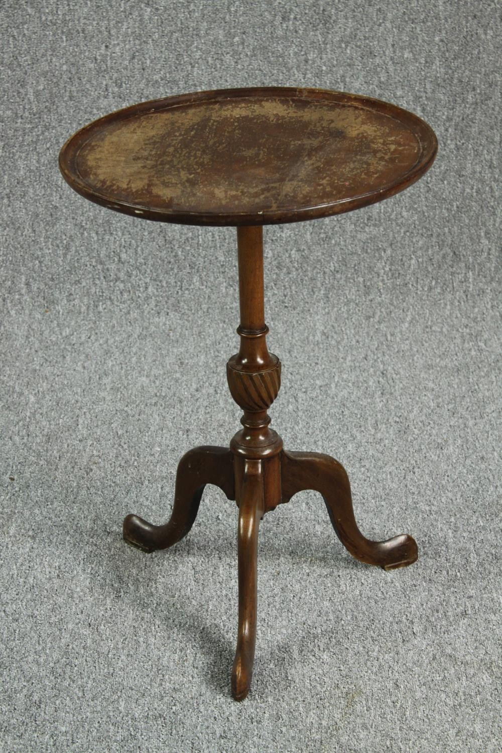 Lamp table, 19th century mahogany. H.64 Dia.46cm.