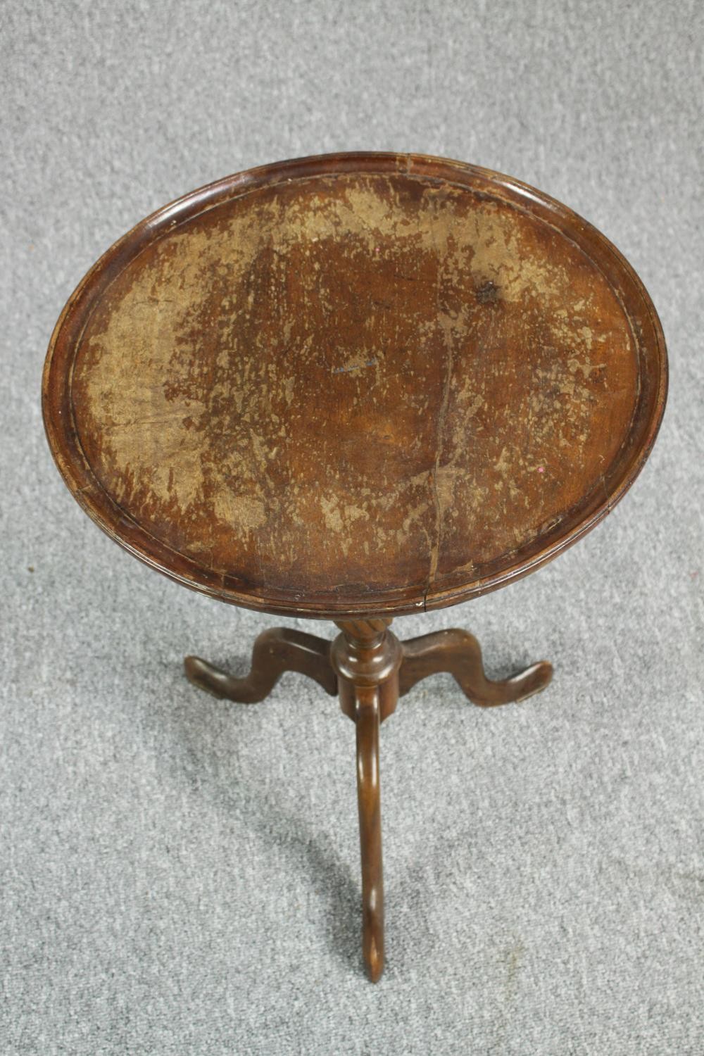 Lamp table, 19th century mahogany. H.64 Dia.46cm. - Image 2 of 3