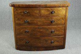 Chest of drawers, 19th century flame mahogany. H.101 W.120 D.51cm.