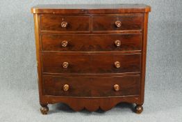 Chest of drawers, 19th century mahogany bowfronted. H.115 W.120 D.56cm.