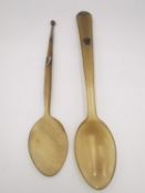 Two Victorian Scottish horn and silver spoons. Hallmarked: WD&Co for William Dunningham & Co,