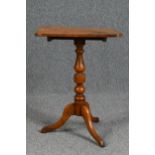 Lamp table. 19th century mahogany. H.70 W.52 D.38