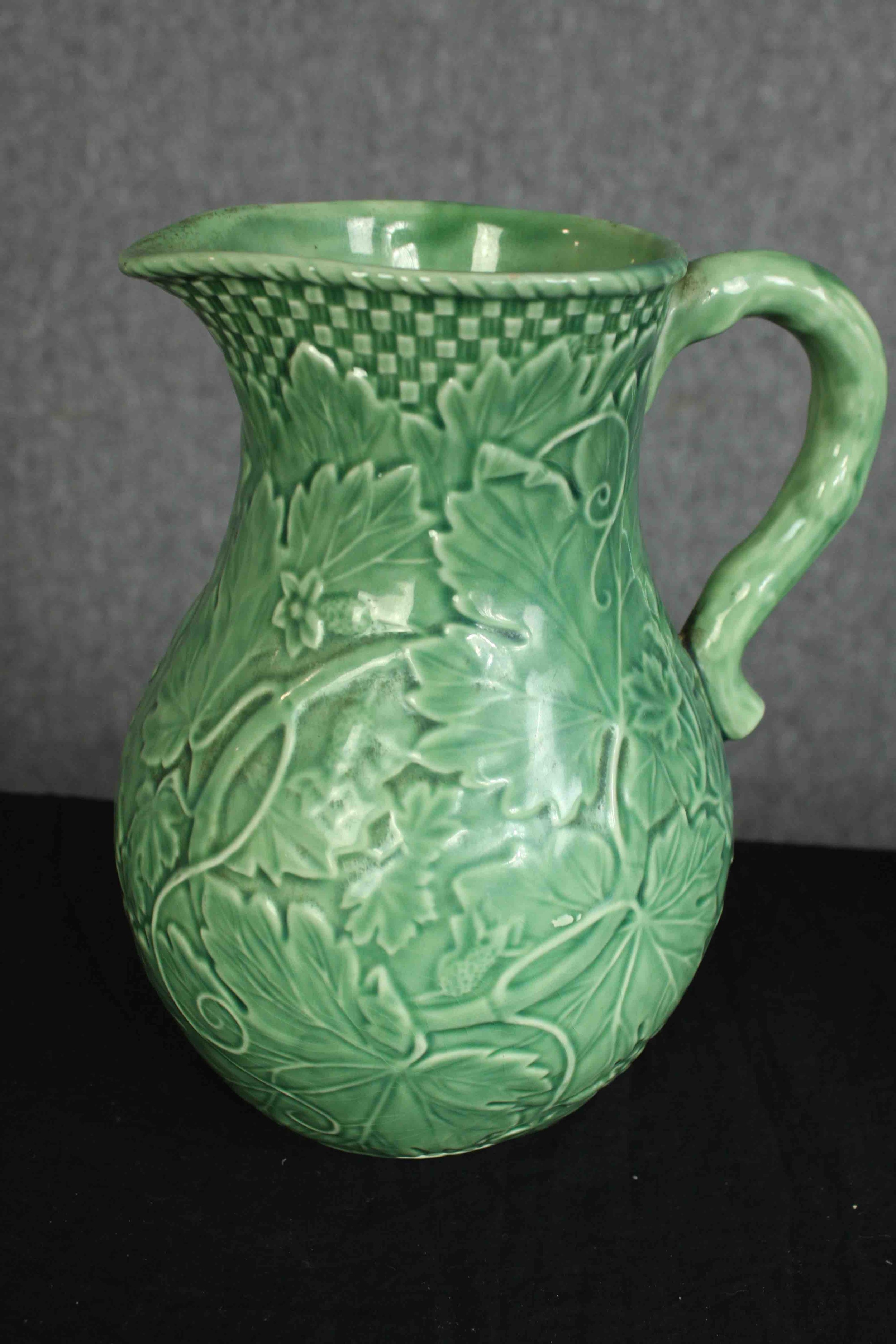 A collection of green and yellow porcelain made by 'L&H' Pottery. Two dishes, a jug, and a lemon - Image 7 of 12
